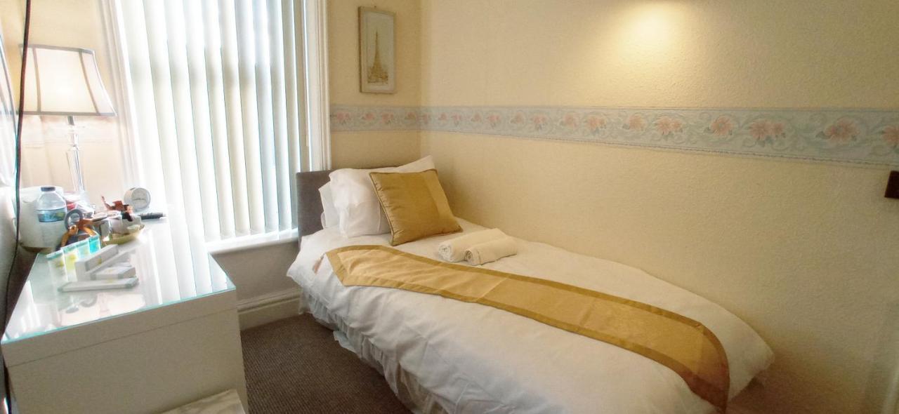 Lily Hotel Blackpool Luaran gambar