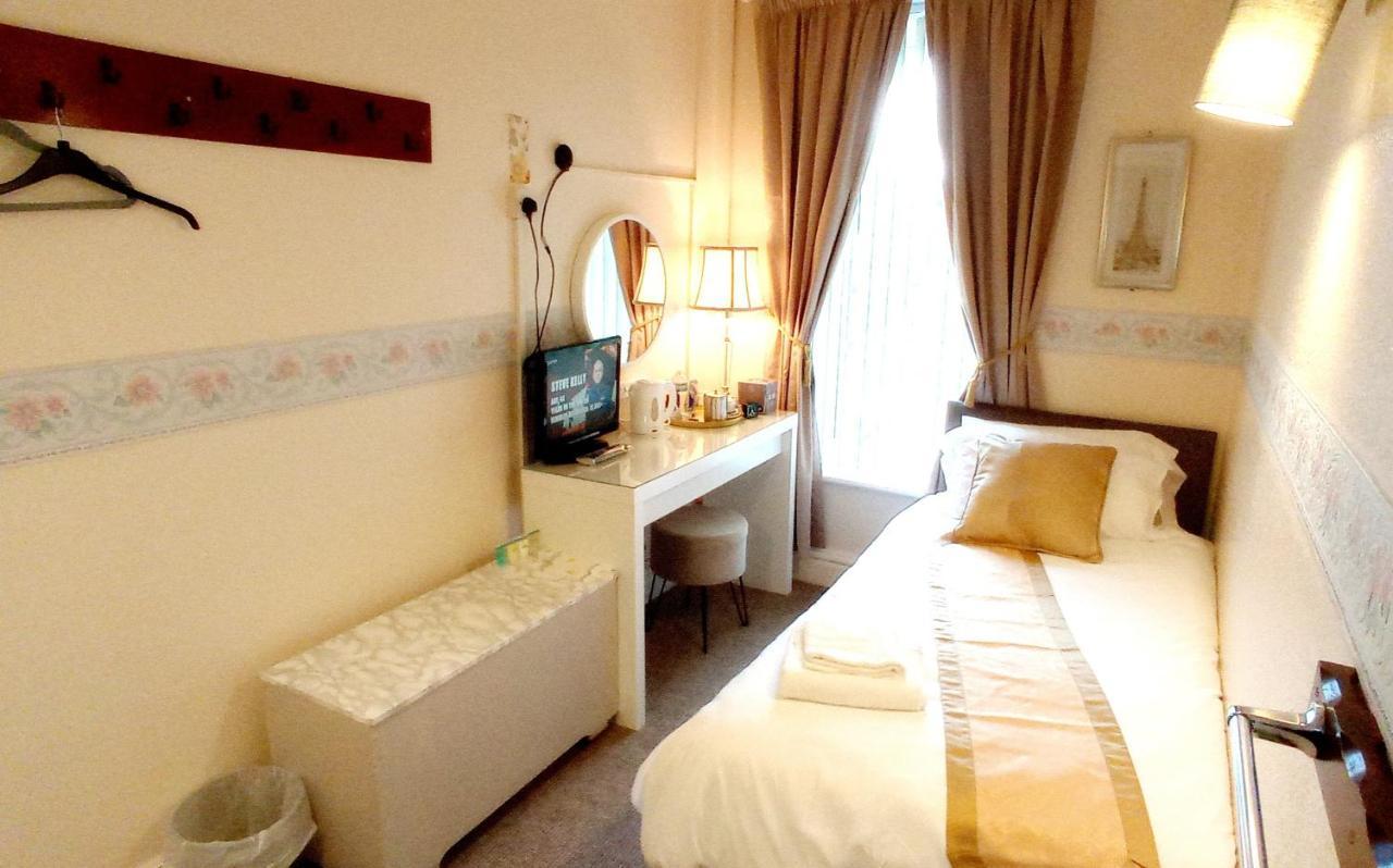 Lily Hotel Blackpool Luaran gambar