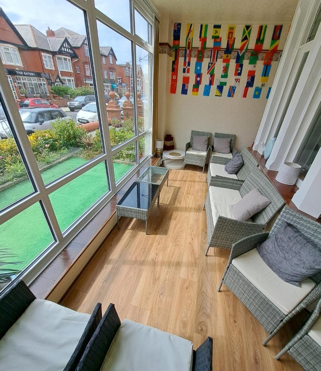 Lily Hotel Blackpool Luaran gambar